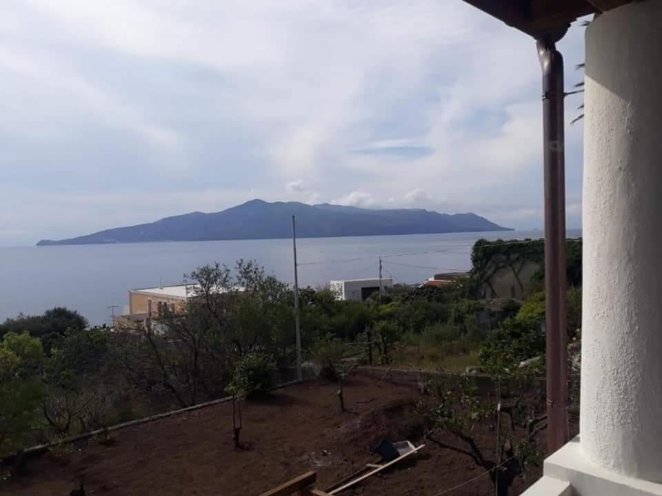 Villa Insolia Санта-Марина-Салина Номер фото