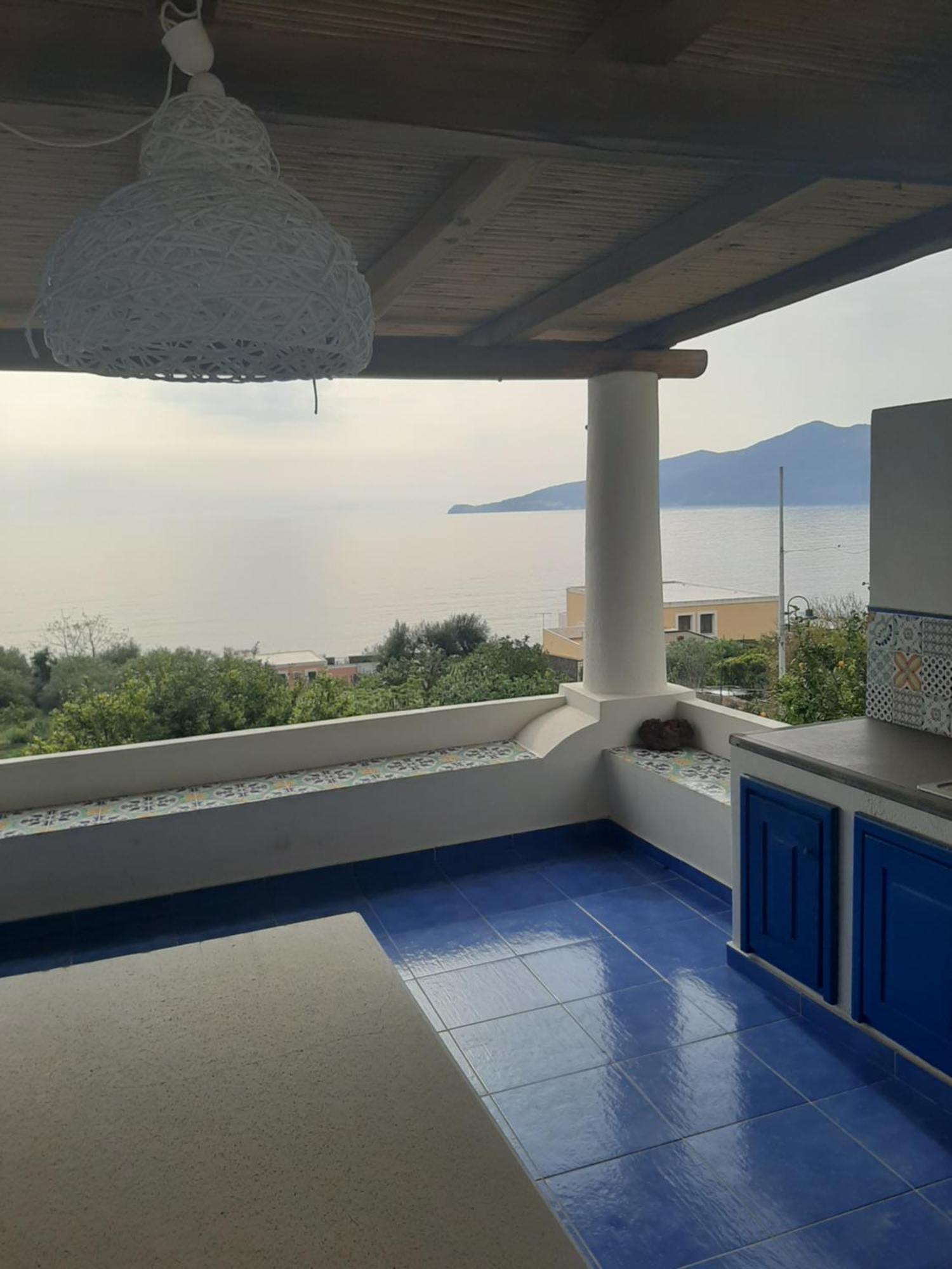 Villa Insolia Санта-Марина-Салина Номер фото